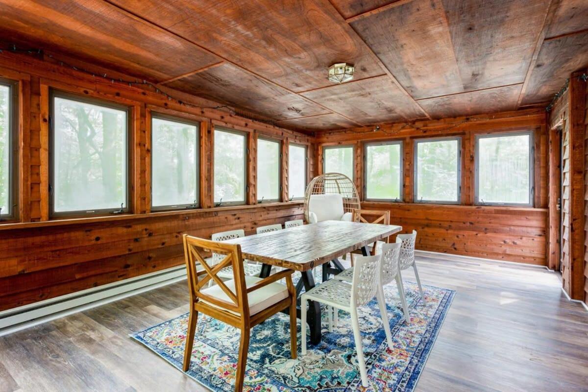 Huge Cabin W Hot Tub, Deck, Grill, Fire Pit, Wifi Berkeley Springs Kültér fotó